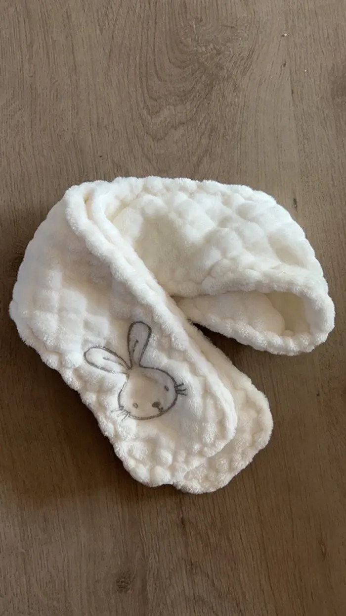 Bonnet et écharpe - photo numéro 6