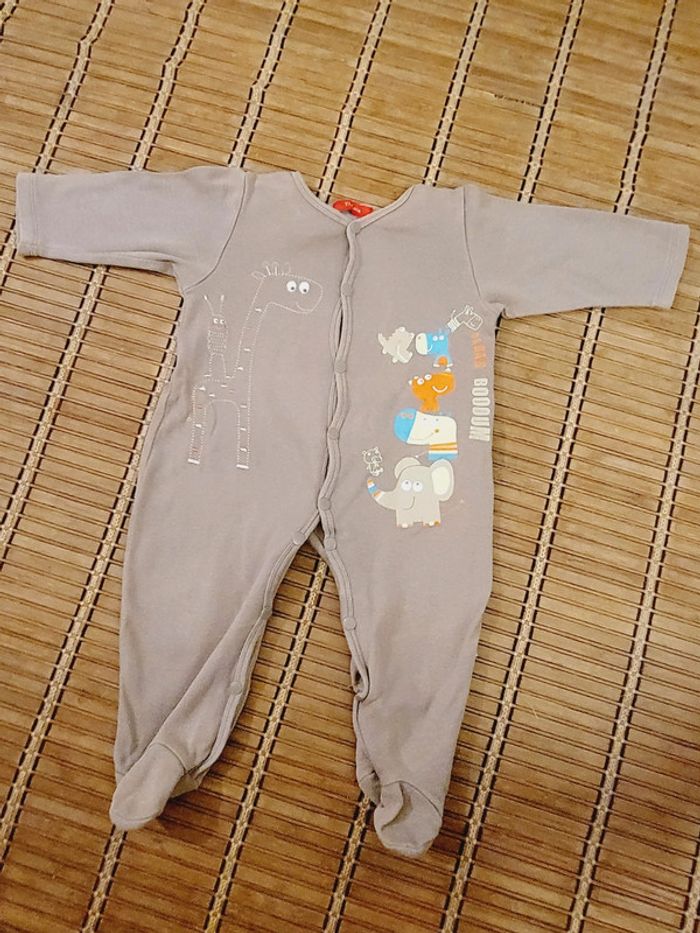 Pyjama - photo numéro 2