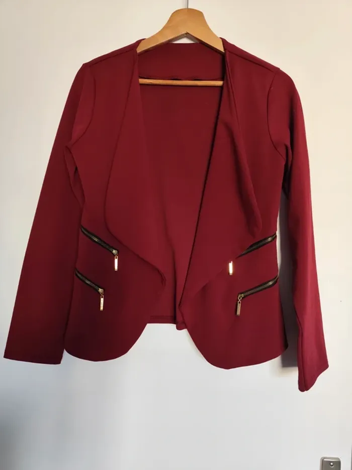 Veste rouge bordeaux