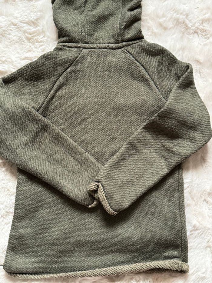 👕pull à capuche - garçon 6 ans - Kiabi - kaki - bon état - photo numéro 6