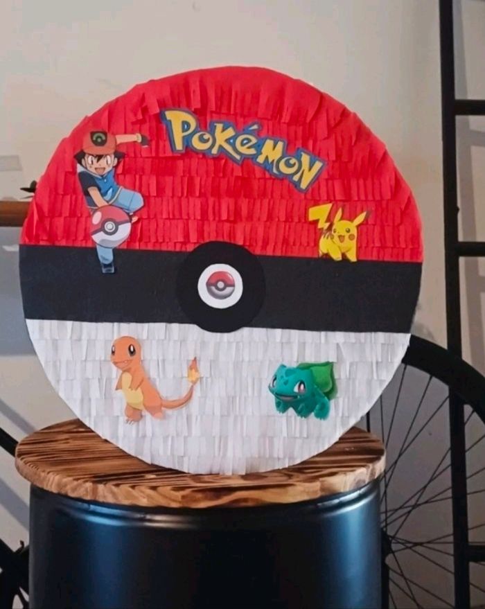 Pinatas enfants anniversaire pokemon
