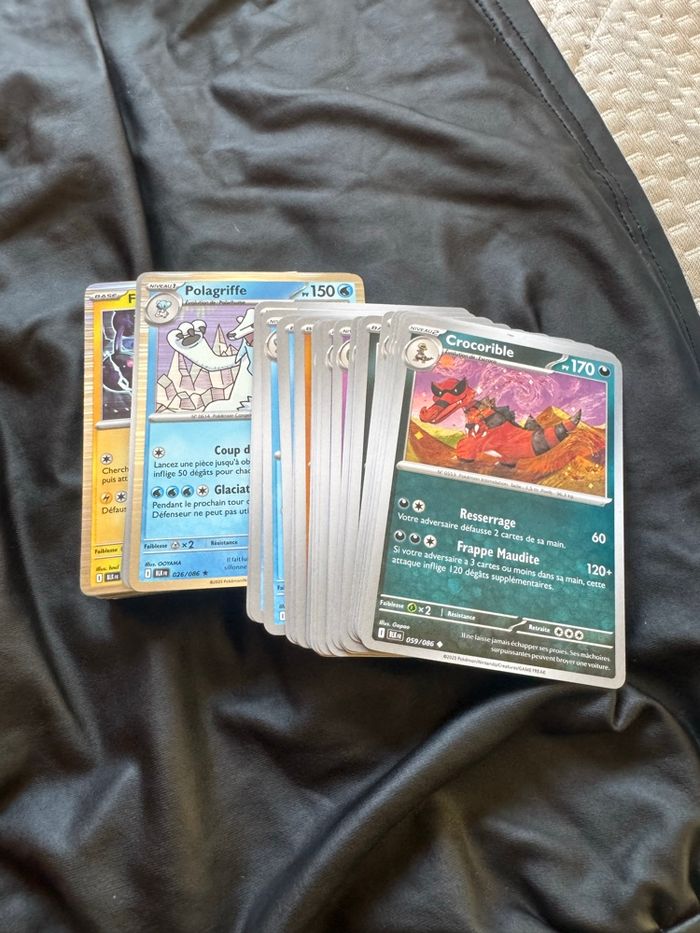 Coffret carte Pokémon à jouer et à collectionner - photo numéro 5