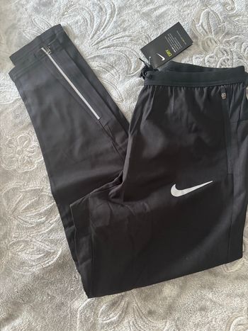 Running phenom full black 
