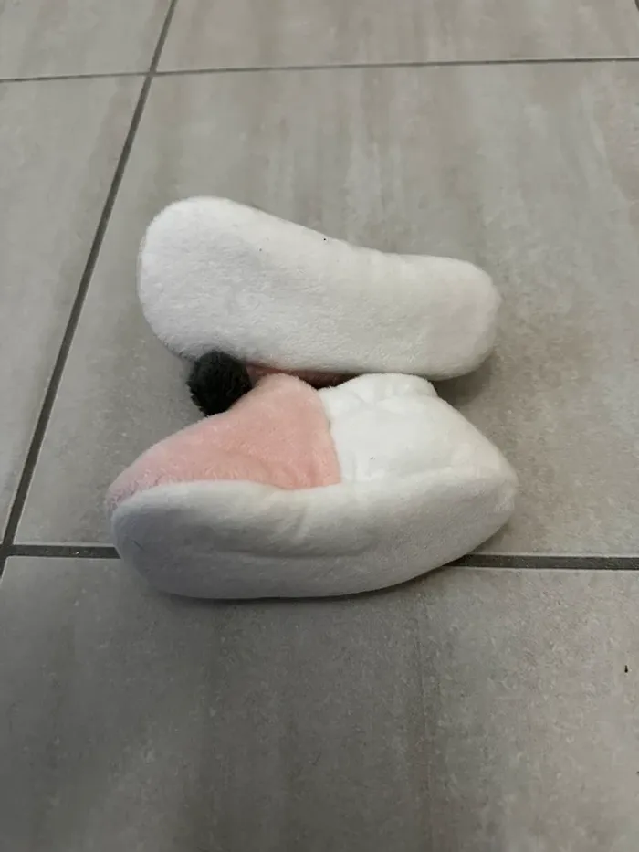 Chausson Minnie 12cm/pointure 18 - photo numéro 4