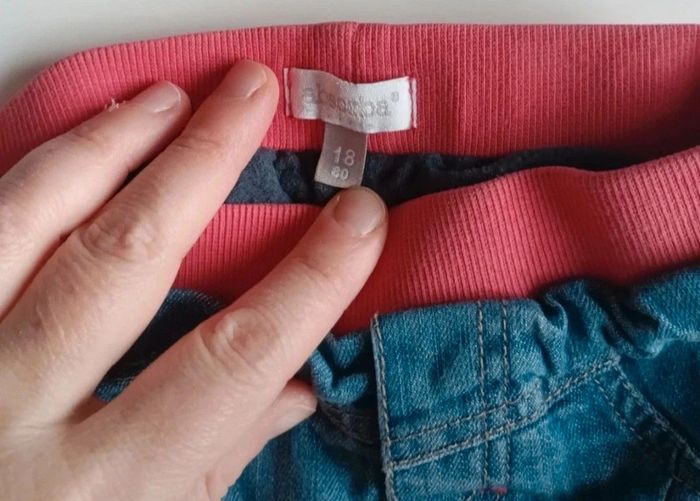 Pantalon doublé Absorba taille 18 mois en très bon état - photo numéro 2