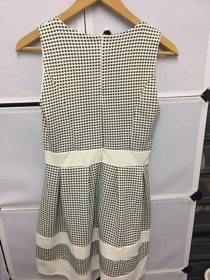 Robe sans manche - photo numéro 3