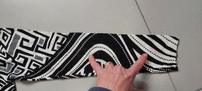 Pull avec perles - photo numéro 6