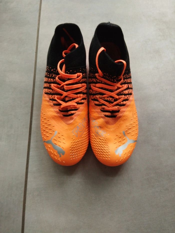 Chaussures foot puma future x 37