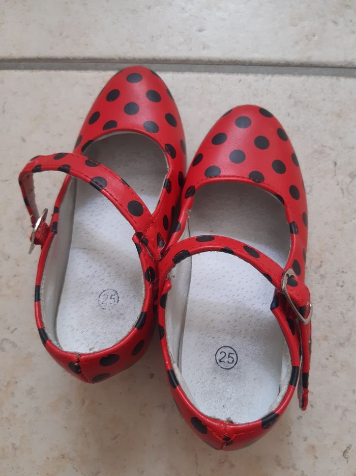 Chaussures à talons flamenco rouge et noir / pointure 25 - photo numéro 2