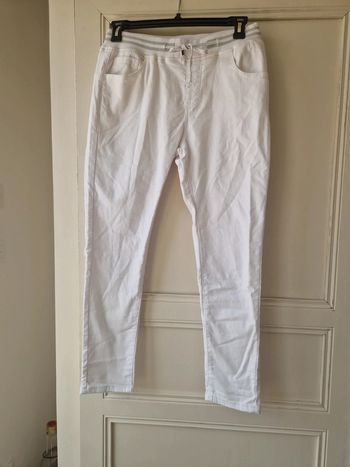 Pantalon blanc 🤍
