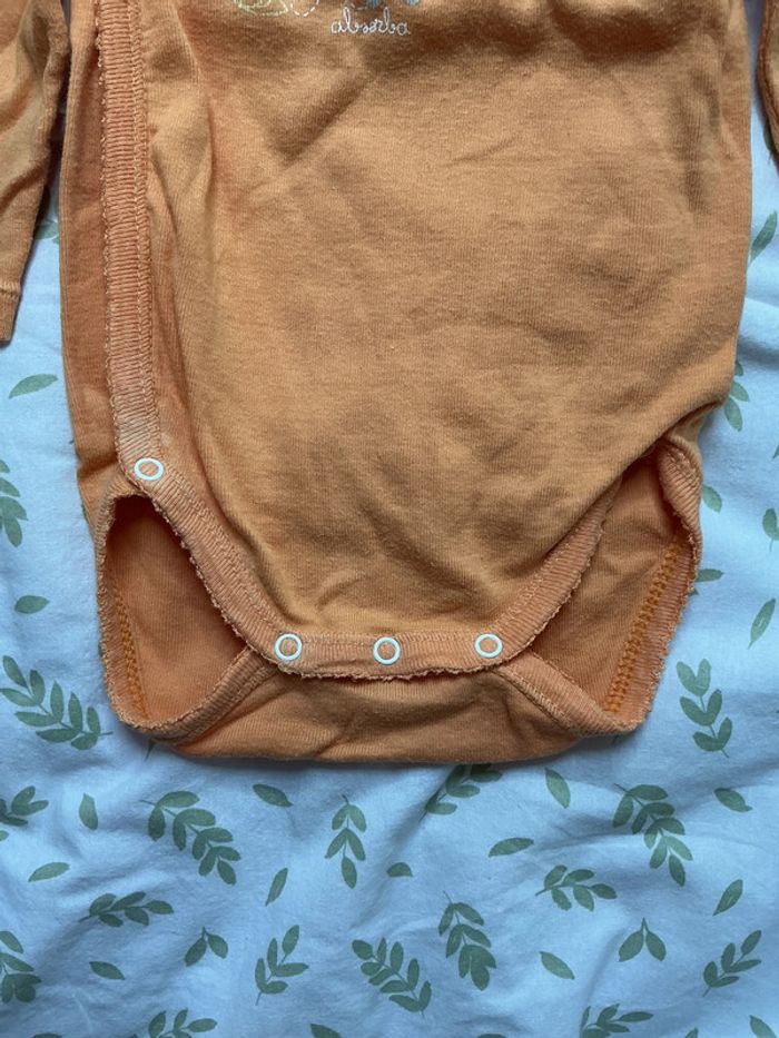 body manches longues orange absorba ouverture devant 6 mois - photo numéro 4