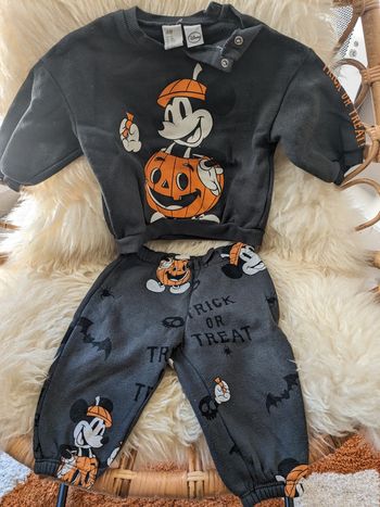 Ensemble halloween Mickey