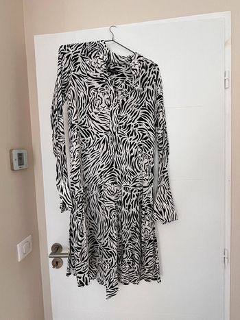 Robe Caroll
