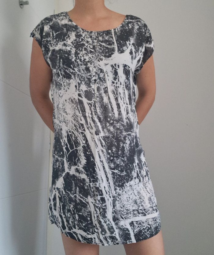 Robe femme vila noire et blanche taille S