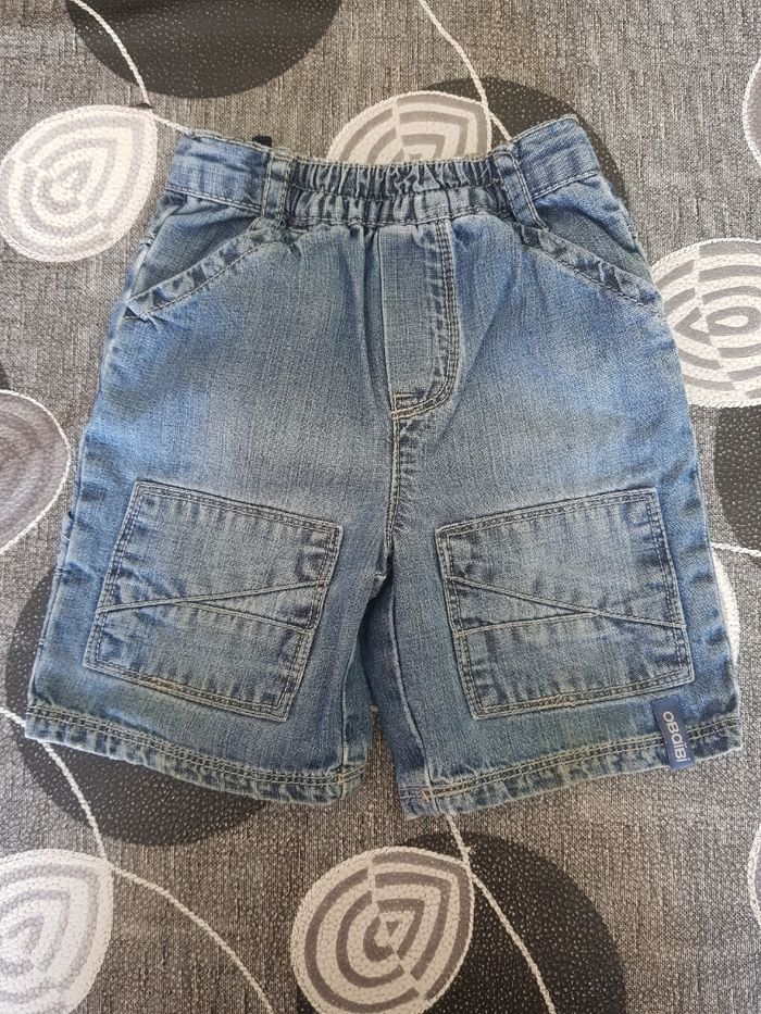 Bermuda en jean's - 6 mois