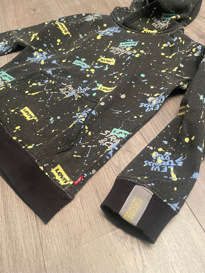 Sweat Lévis 6 ans /116 centimètres stylé graffiti - photo numéro 5