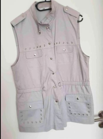 Veste  sans  manches taille  42