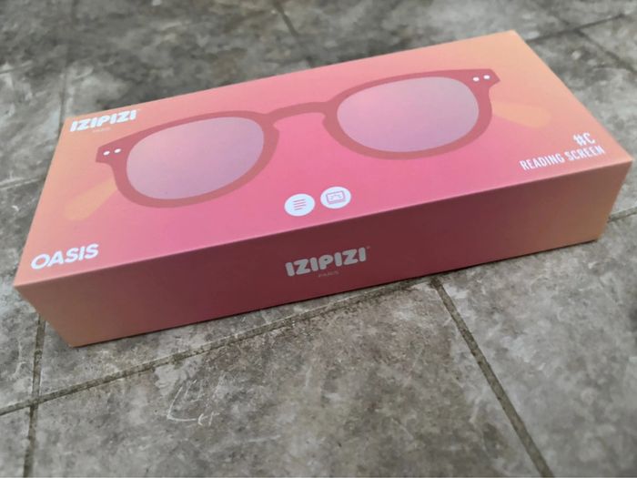 Lunettes izipizi neuve +1 - photo numéro 5