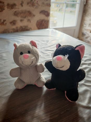 Duo petits chats peluches 