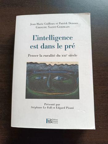 Livre L' INTELLIGENCE EST DANS LE PRE