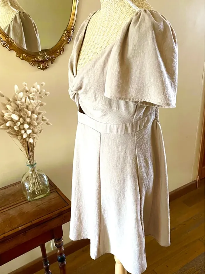 sublime Robe cache cache 40 ecru noeud devant manches courtes decollete V chic - photo numéro 7