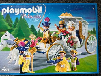 Playmobil - 4258 - Le Château de Princesse - Maries / Carrosse