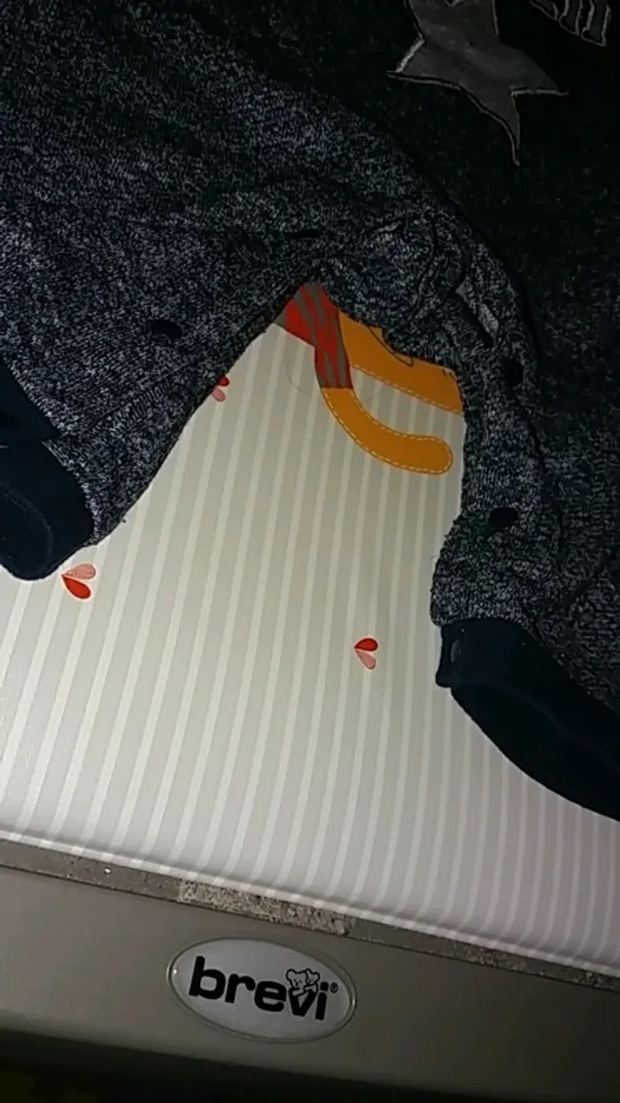 Pyjama sans pieds 6 mois - photo numéro 3