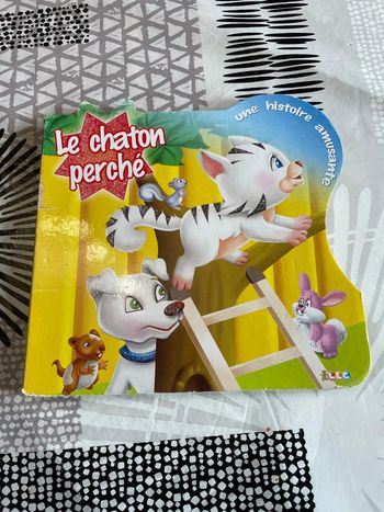 Le chaton perché