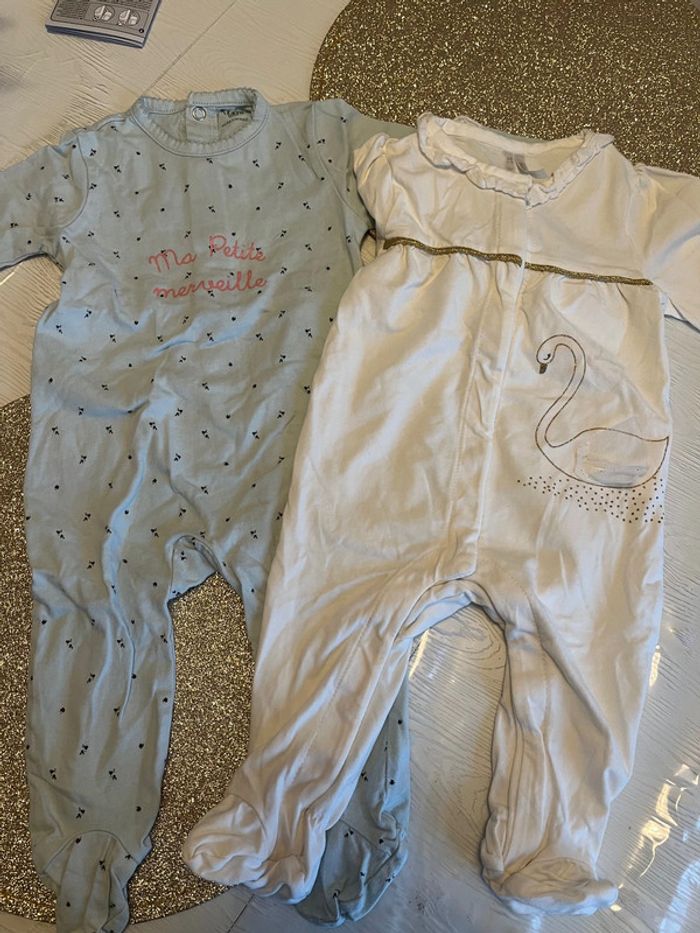 Lot bébé fille 45 pièces 1 à 12 mois - photo numéro 8
