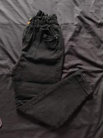 Jeans mom femme taille S Bershka noir