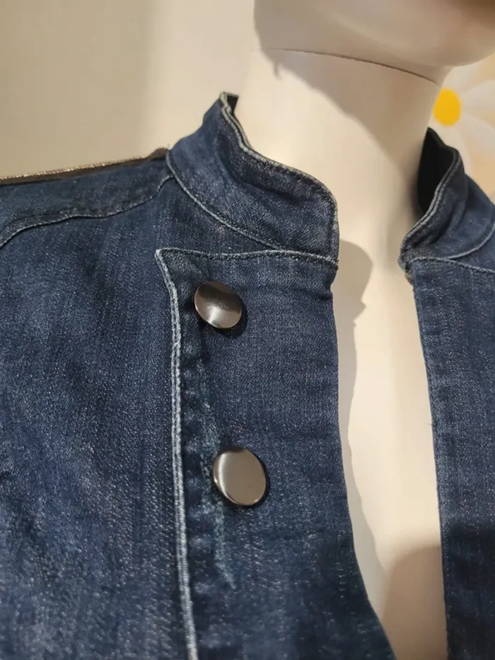 Petit blouson en jean - photo numéro 3