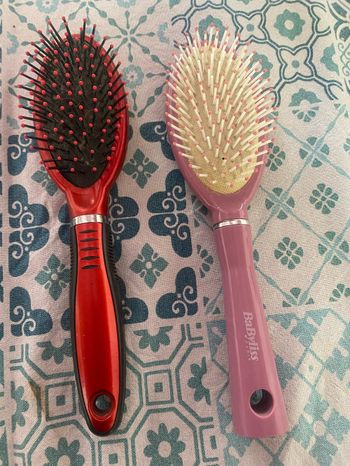 Lot de 2 brosses à cheveux