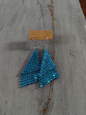 Boucles d'oreilles neuves