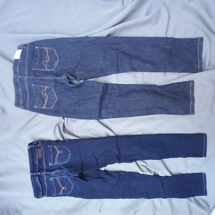 Lot de 4 articles jeans et tee-shirt 10 ans - photo numéro 7