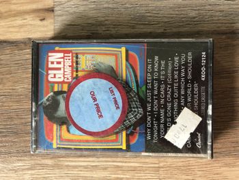 Cassette audio sous blister-Glen Campbell-It's the world gone crazy