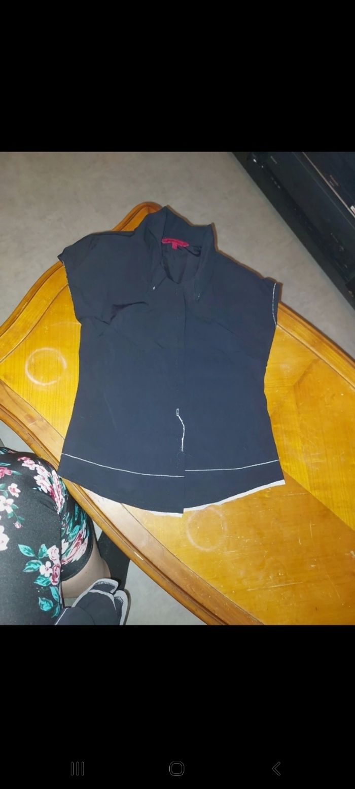 Lot de vêtements 8ans - photo numéro 3