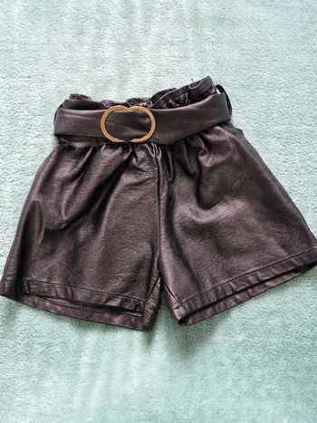 Très joli short 6 ans