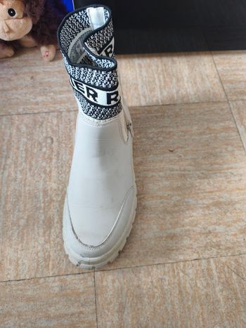 Bonjour vend botte
