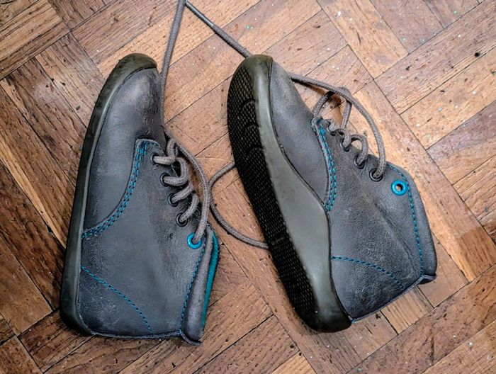 Bottines cuir gris mixte pointure 21 - photo numéro 4