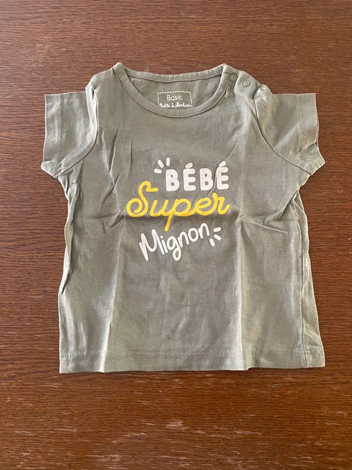 T-shirt kaki bébé super mignon