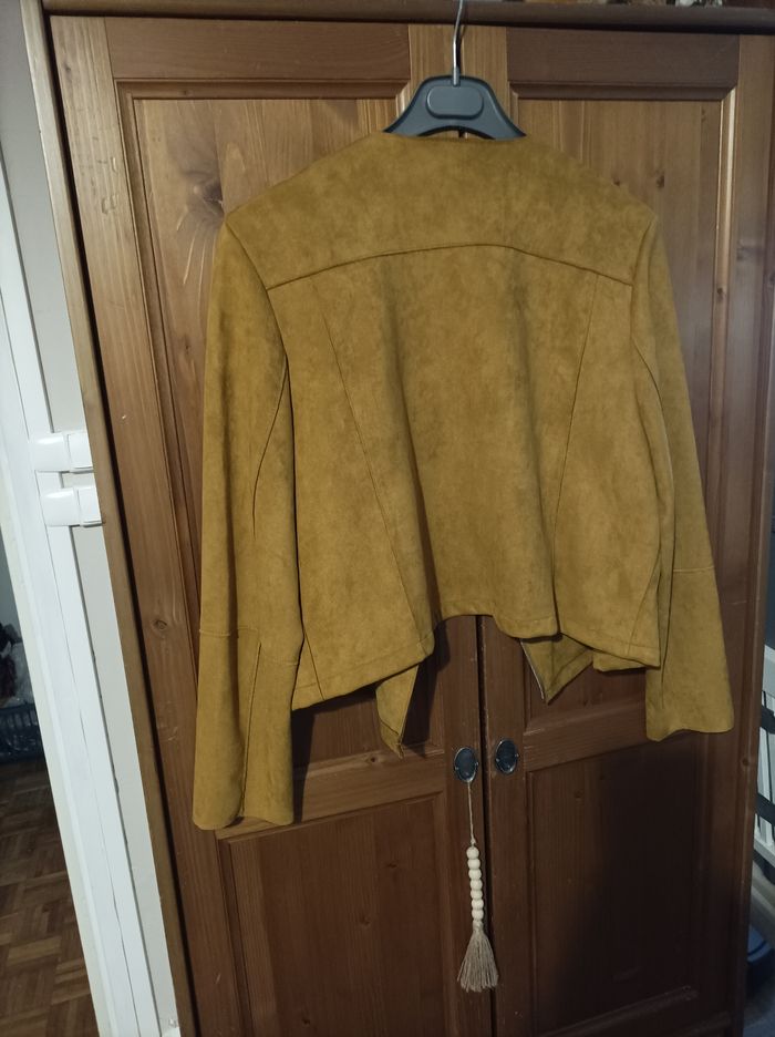 Veste neuve sympa - photo numéro 2