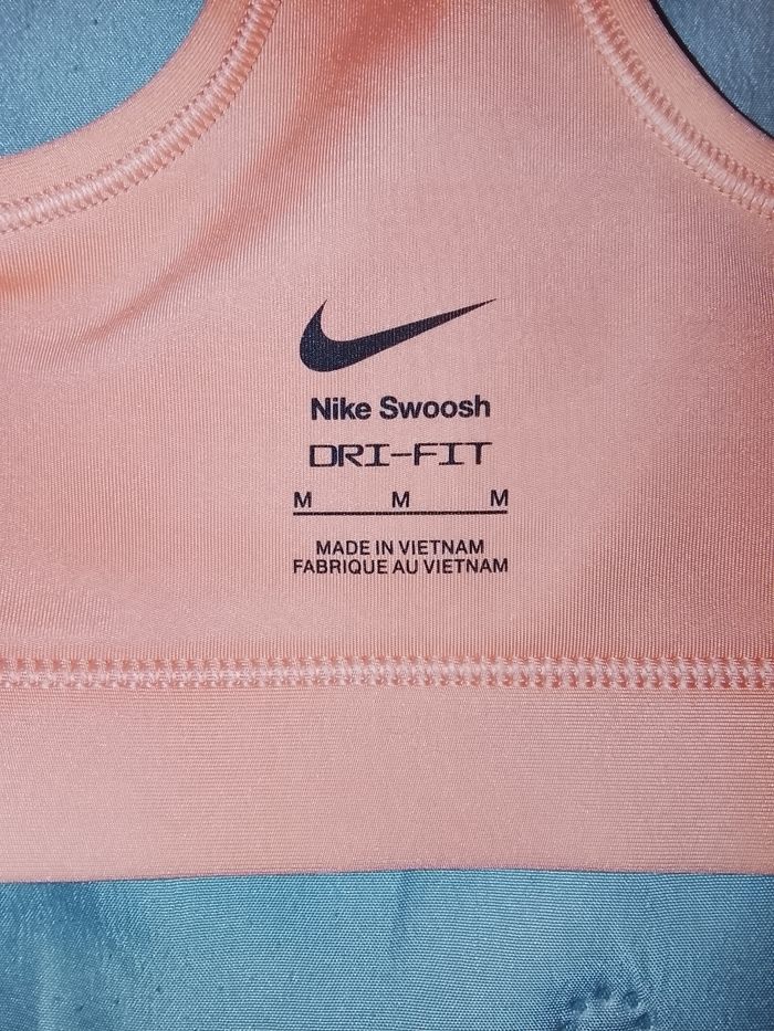 Ensemble Nike FIT training Swoosh/Universa taille M - photo numéro 5