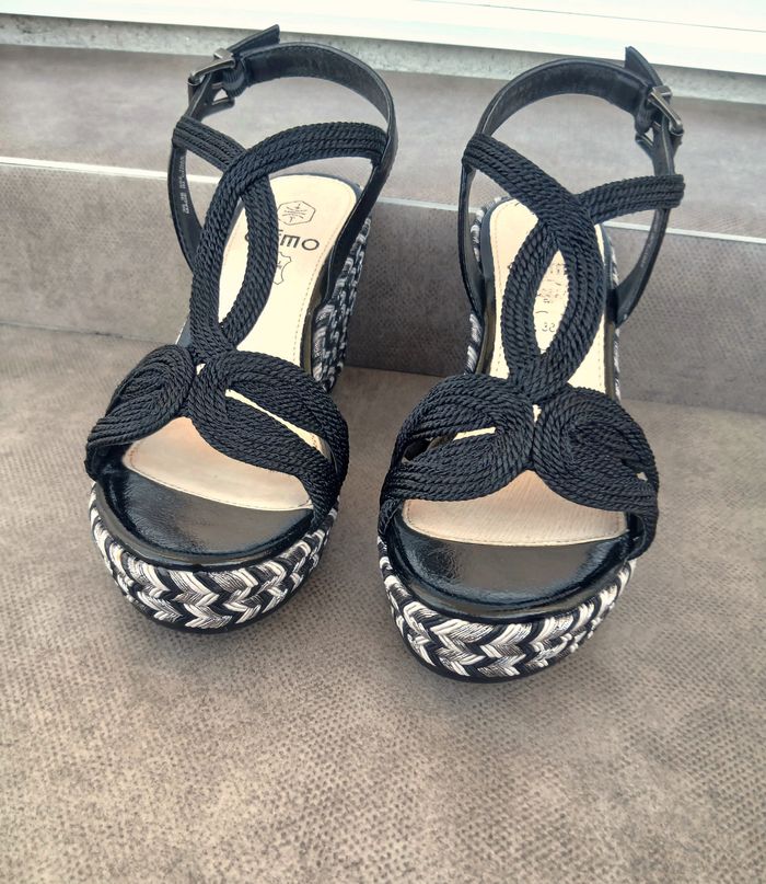 Escarpins / Sandales à talon compensé et brides en cordelette - photo numéro 5