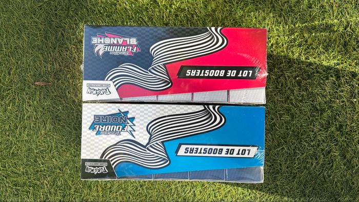 Lot de cartes Pokemon boosters display de 10 bundles scellés écarlate et violet ev10.5 foudre noir et foudre blanche - photo numéro 2