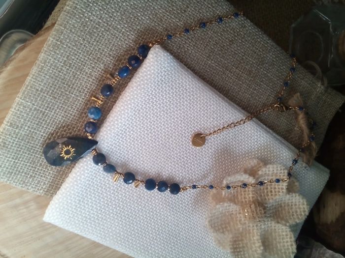 Collier en pierres de lapis lazuli naturelles - photo numéro 6