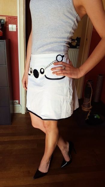 Jupe Cache-Cache Taille 36 Blanche