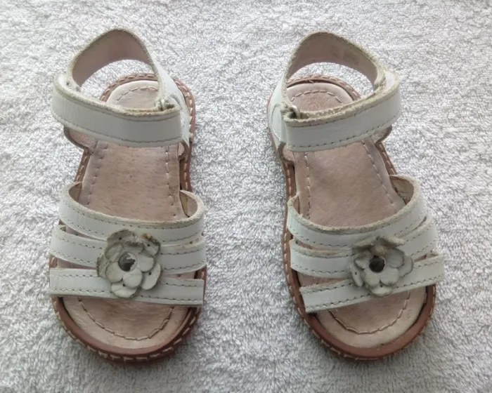 Chaussures Pat et Ripaton taille 21 (réf perso 54)(familleac72)
