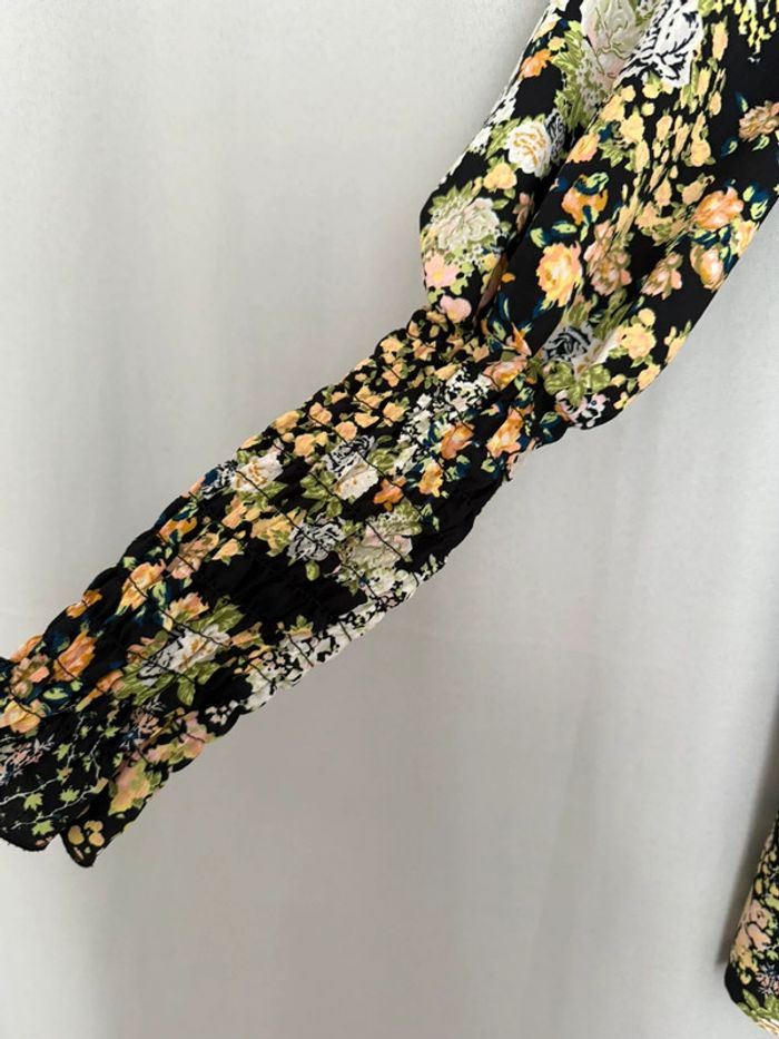 Combishort ASOS noire à fleurs - photo numéro 2