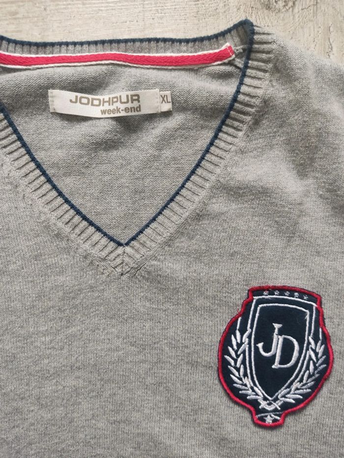 Pull d'hiver manches longues col V gris contours bleu marine patch brodé taille XL Jodhpur - photo numéro 4