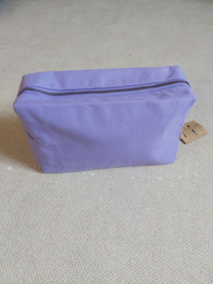 Trousse de toilette mauve neuve - Manahé - photo numéro 5